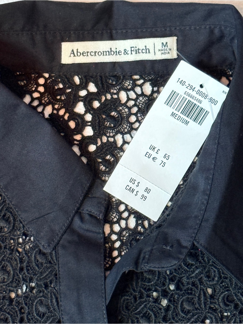 NWT Abercrombie & Fitch Black Crochet Lace Cropped Button-Down Shirt M MSRP $80 - Picture 5 of 8